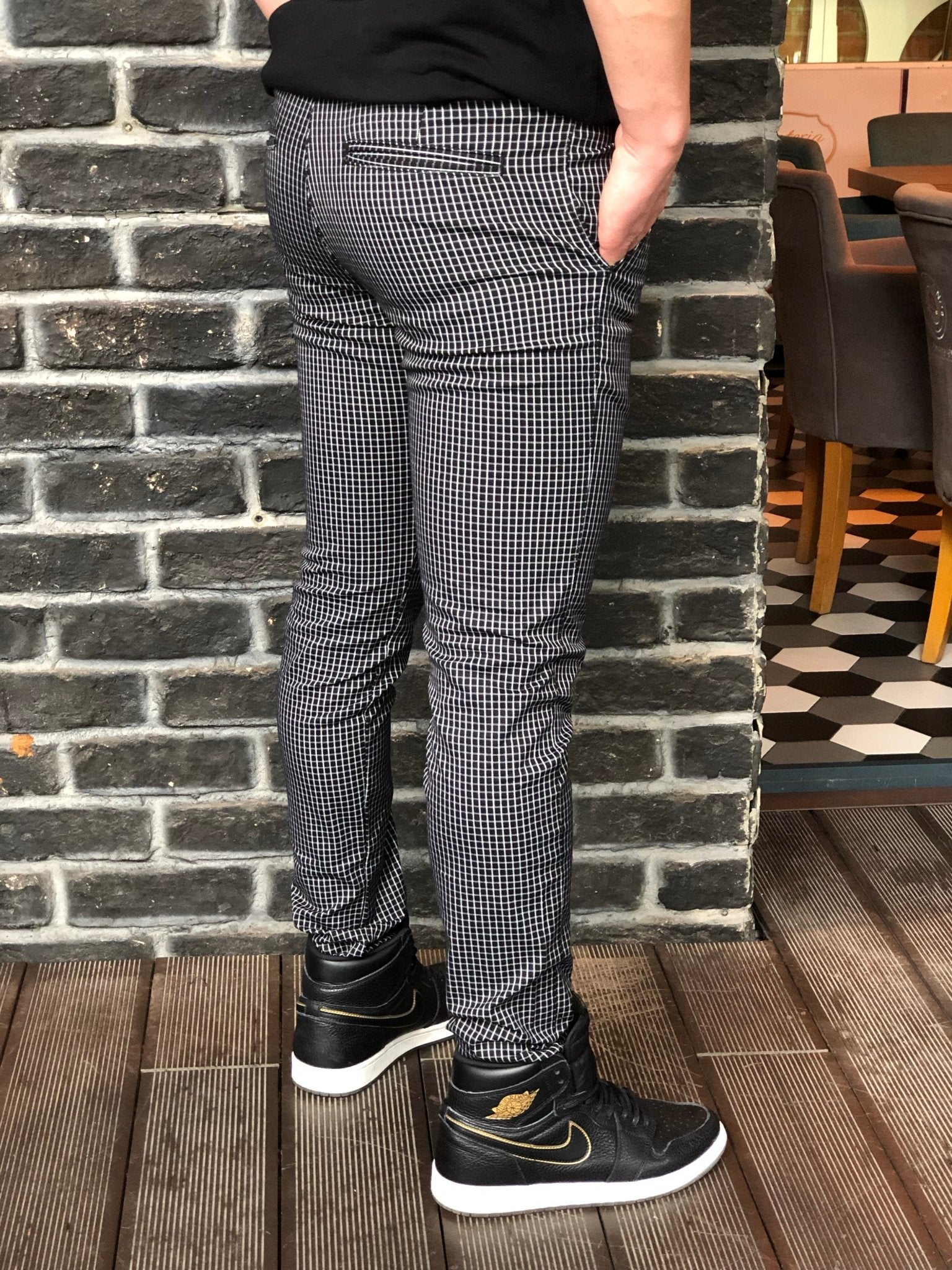 Black Pattern Slim Fit Casual Mens Pant DJ182 Mens Pant - Sneakerjeans