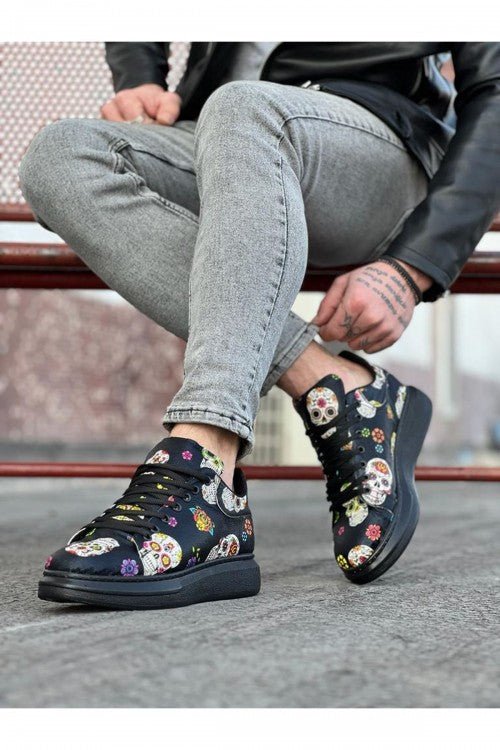 Schwarzer Totenkopf-Sneaker WG501