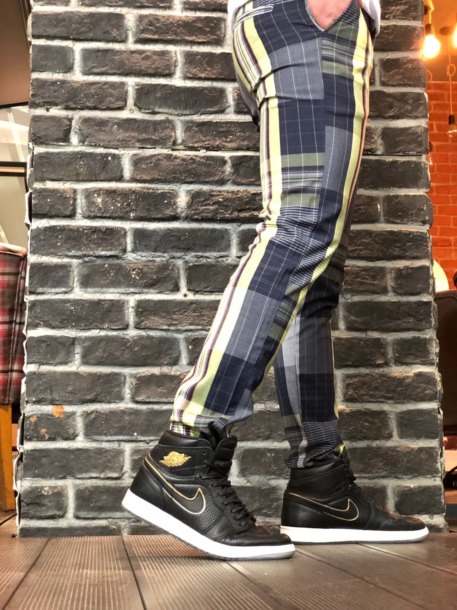 Gray Coloured Checkered Slim Fit Casual Pant DJ101 Streetwear Pant - Sneakerjeans