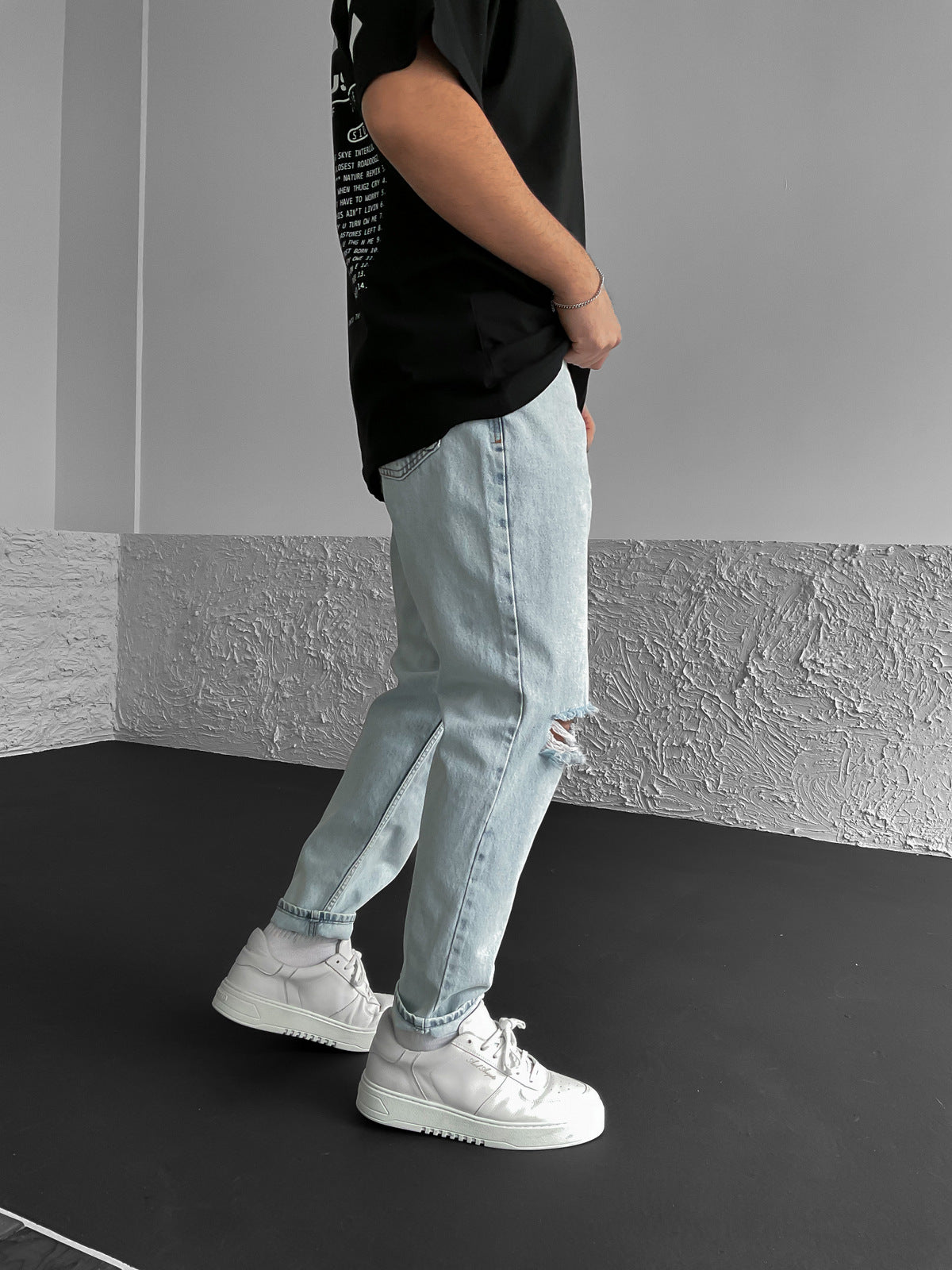 Ice Blue Ripped Jeans BB6281 – von Baggymann | Streetwear für Damen & Herren