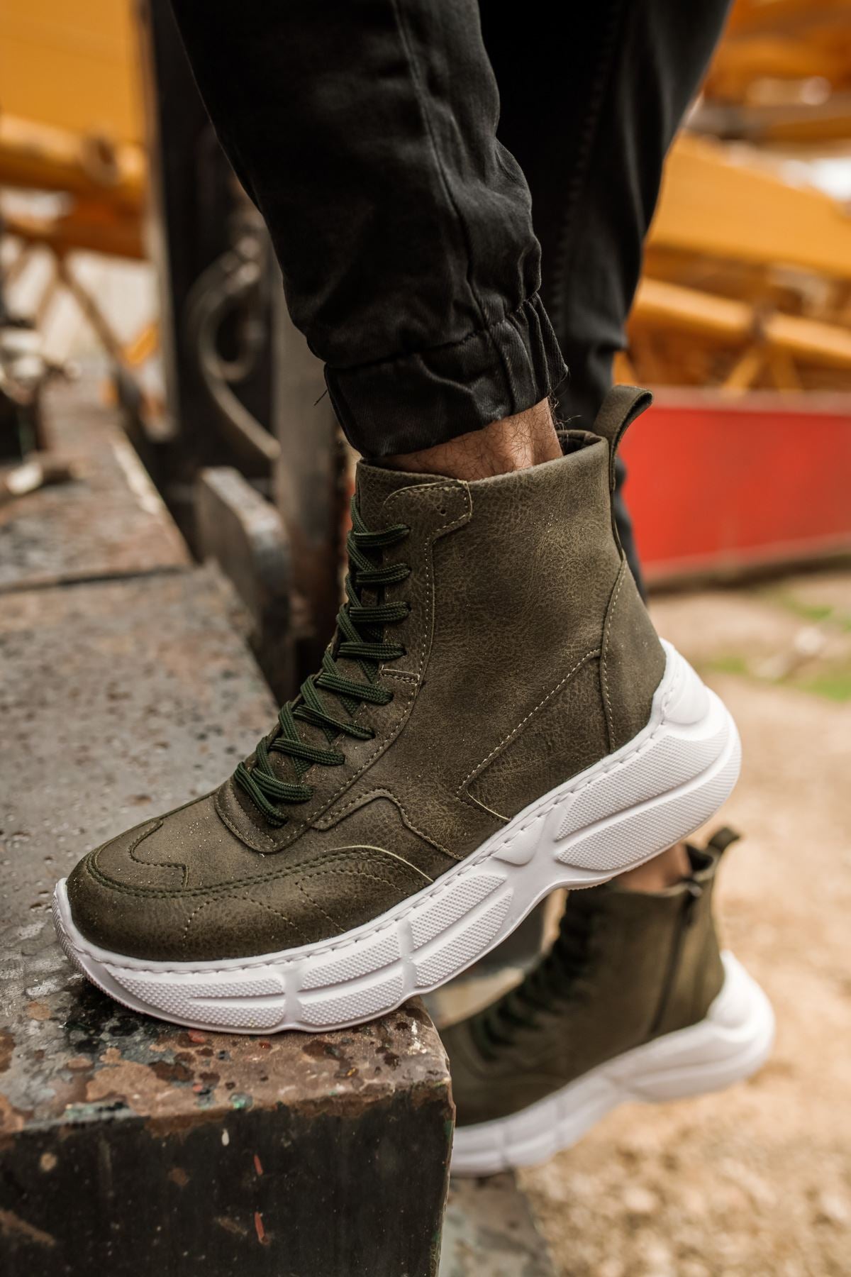 Khaki Mid Top Sneaker CH077