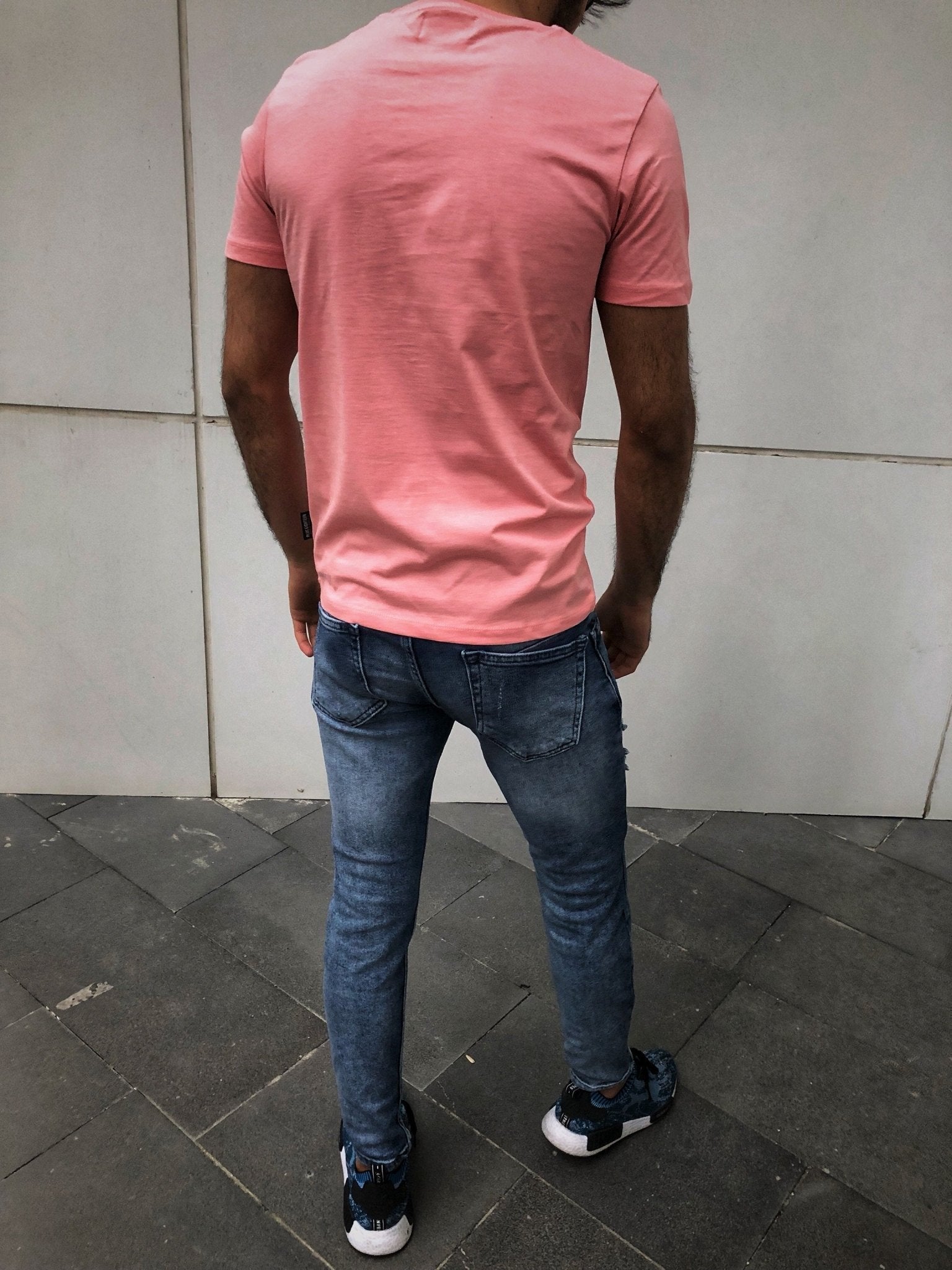 Pink Keep Your Friends Close But Your Enemies Closer Printed T-Shirt OT8 Streetwear T-Shirts - Sneakerjeans