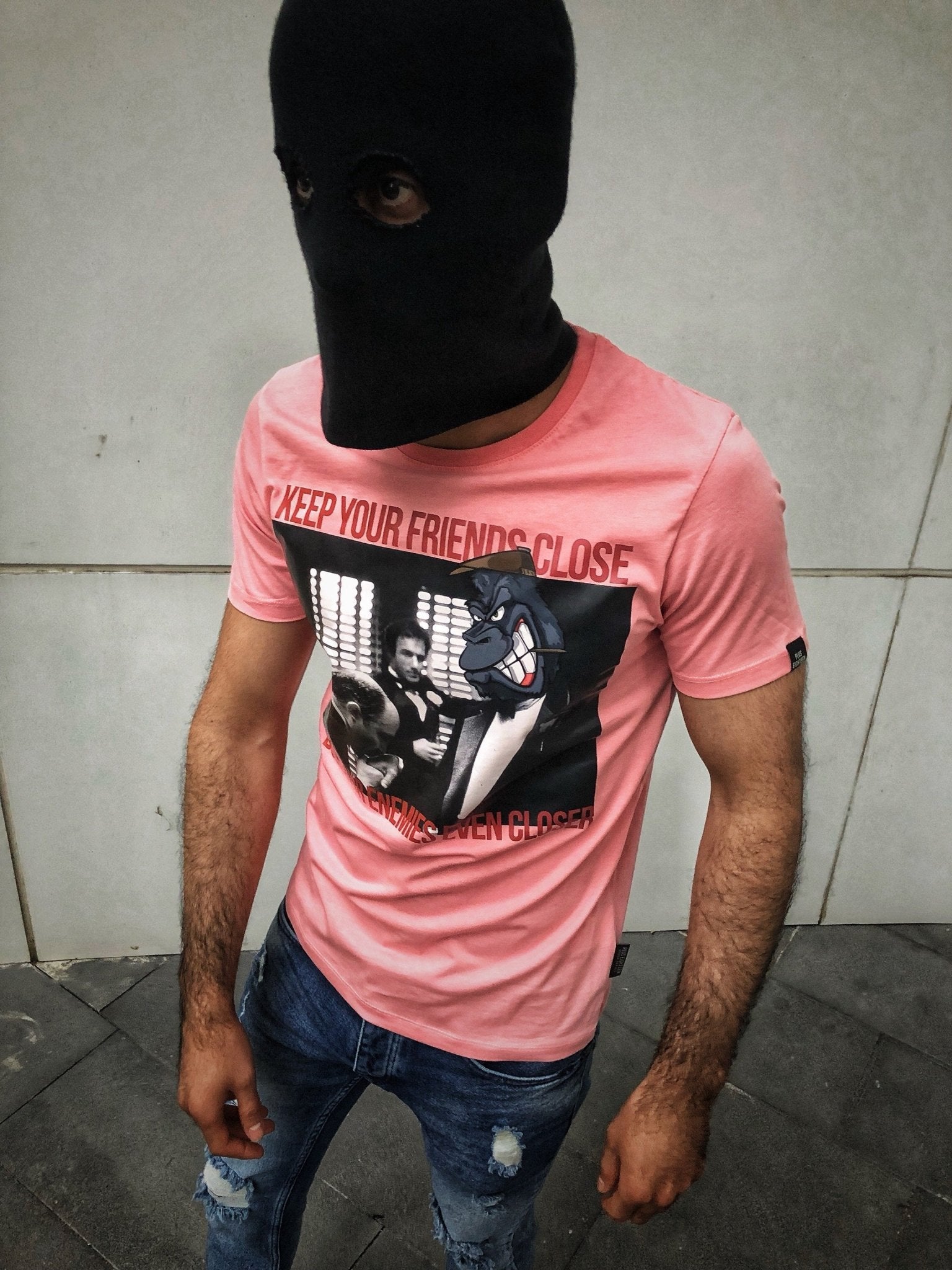 Pink Keep Your Friends Close But Your Enemies Closer Printed T-Shirt OT8 Streetwear T-Shirts - Sneakerjeans