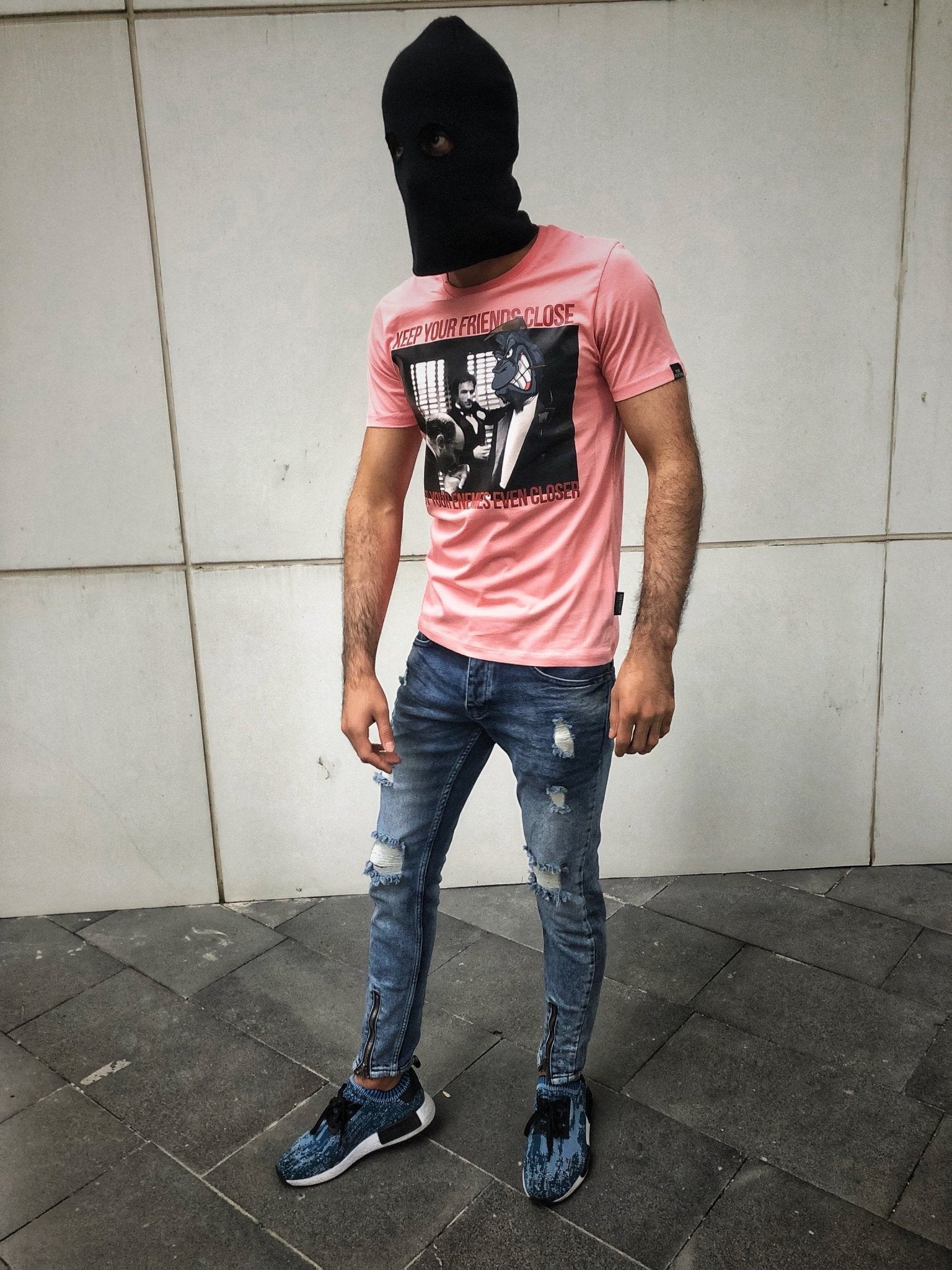 Pink Keep Your Friends Close But Your Enemies Closer Printed T-Shirt OT8 Streetwear T-Shirts - Sneakerjeans