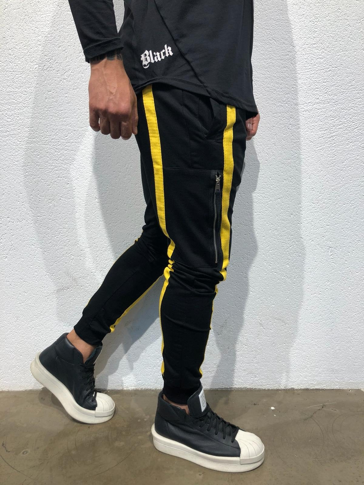 Sneakerjeans - Black Yellow Jogger Pant B304 Joggers - Sneakerjeans