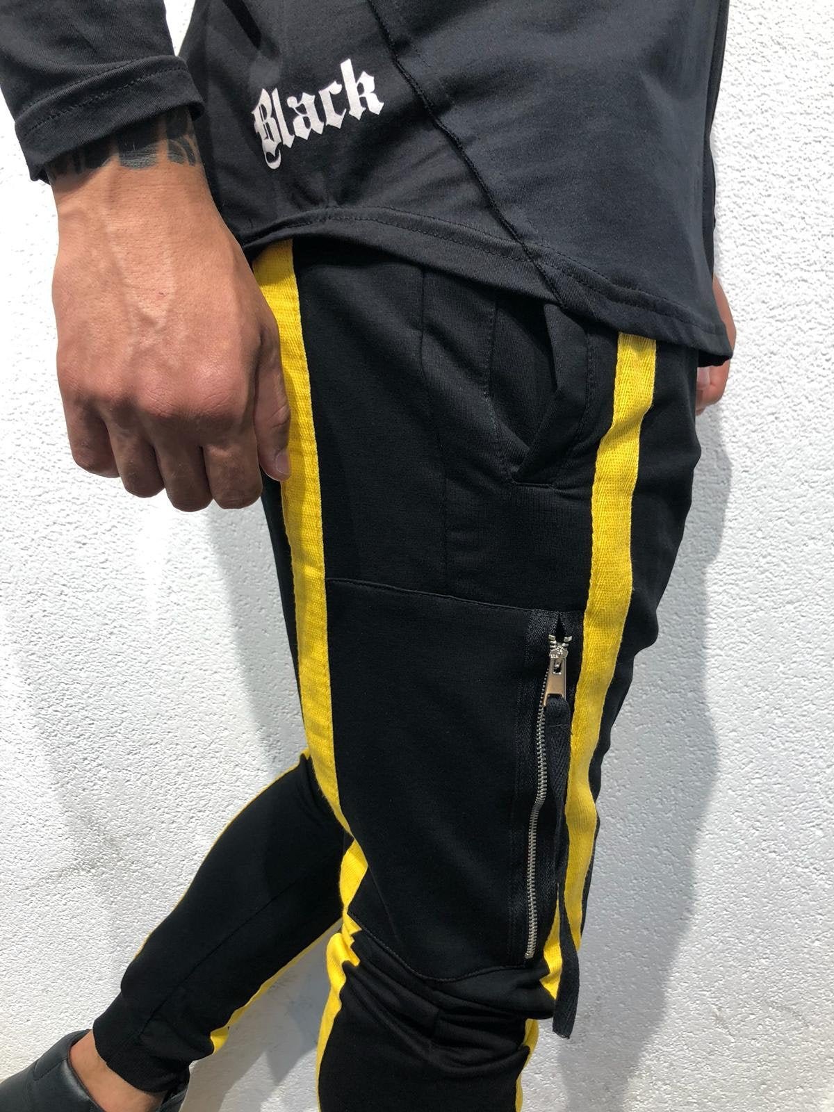 Sneakerjeans - Black Yellow Jogger Pant B304 Joggers - Sneakerjeans