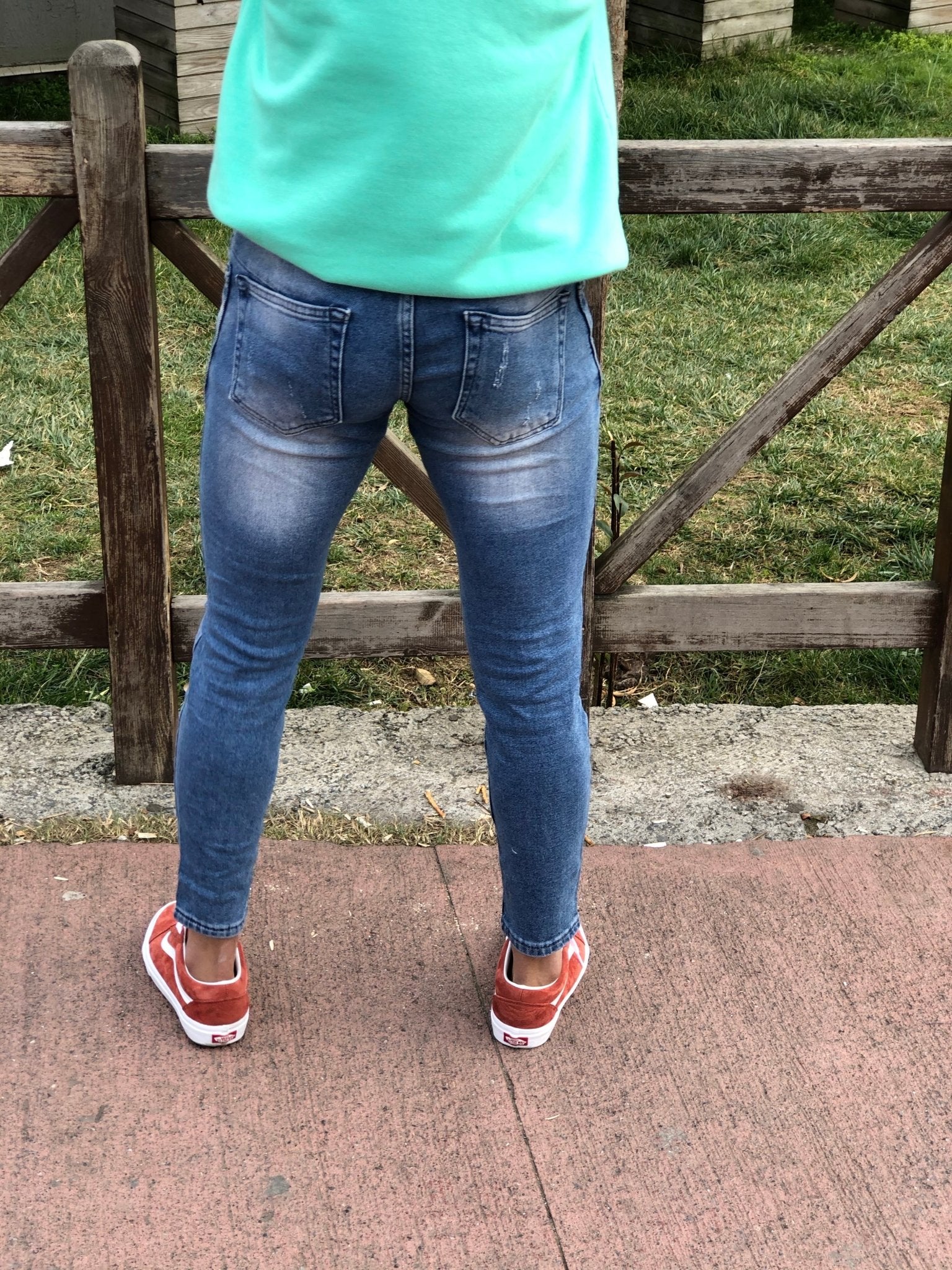 Sneakerjeans Blue Front Ankle Zipper Ripped Jeans B94 - Sneakerjeans