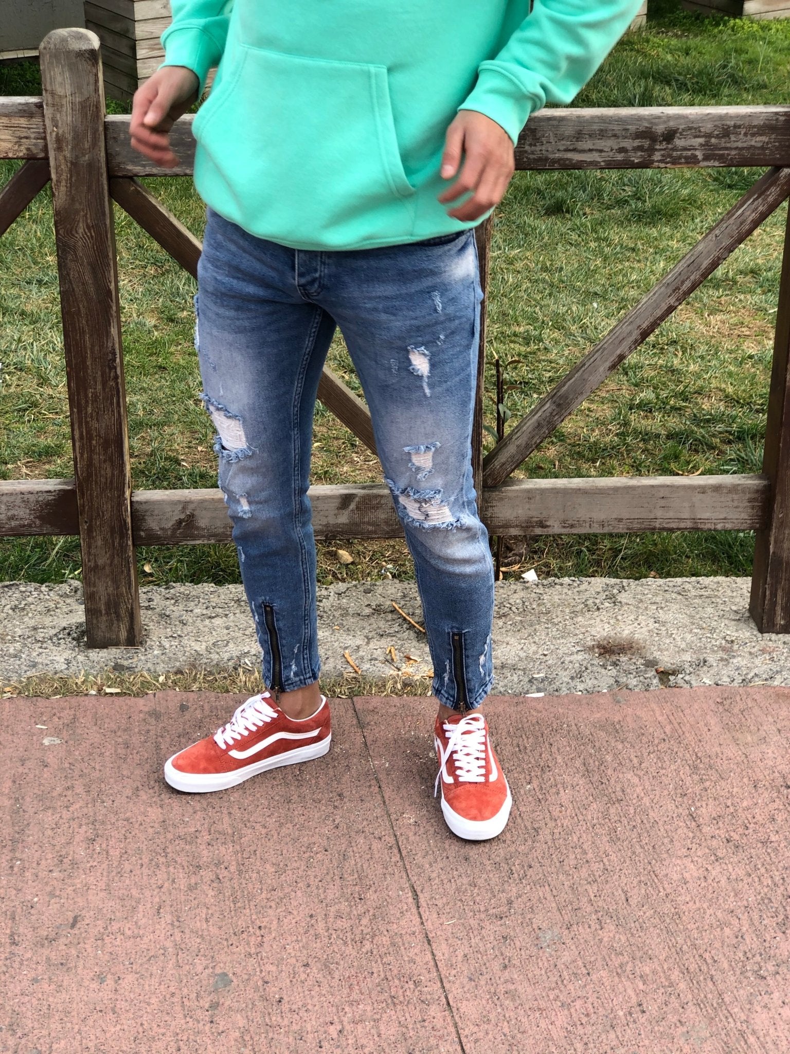 Sneakerjeans Blue Front Ankle Zipper Ripped Jeans B94 - Sneakerjeans