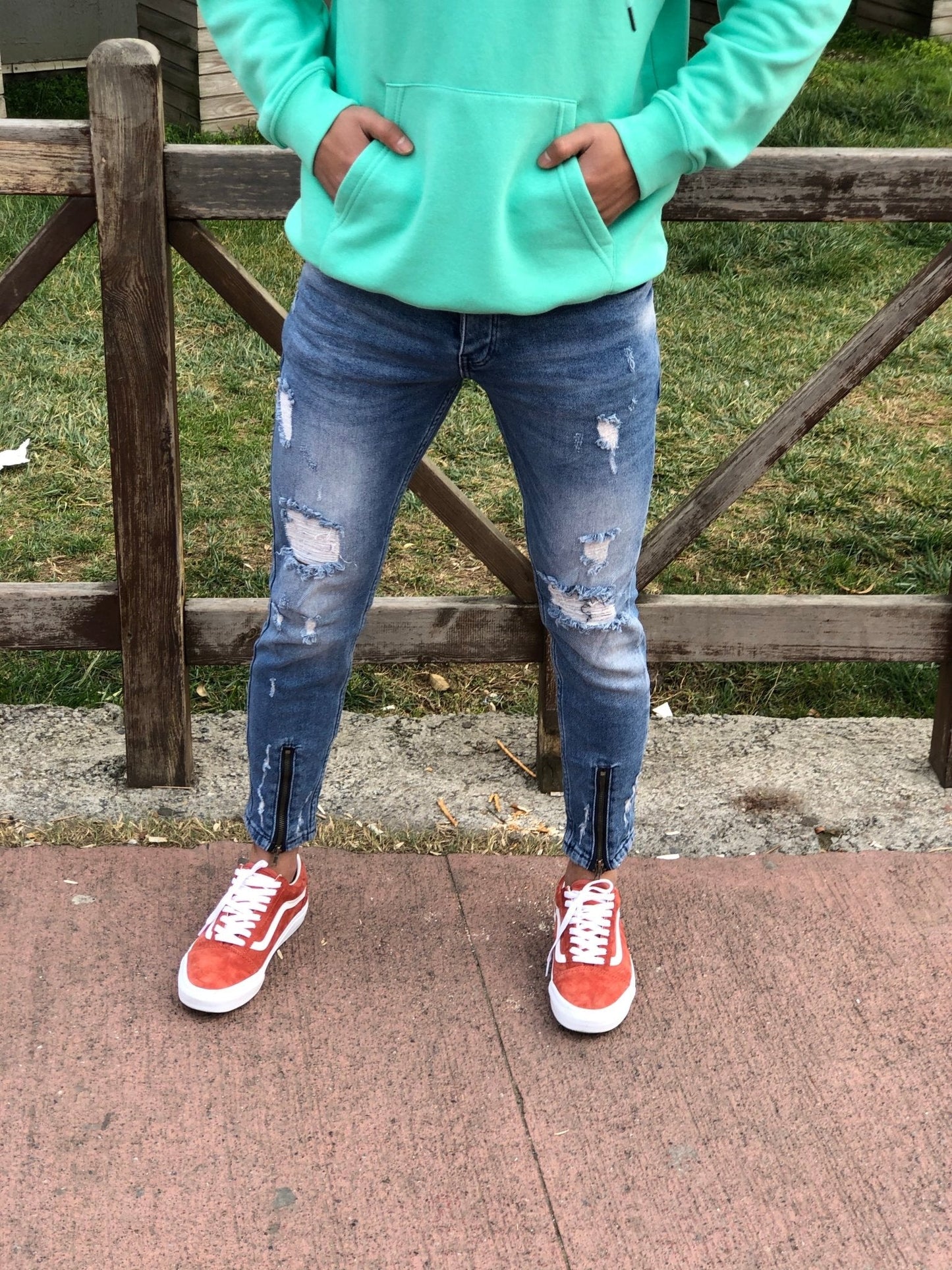 Sneakerjeans Blue Front Ankle Zipper Ripped Jeans B94 - Sneakerjeans