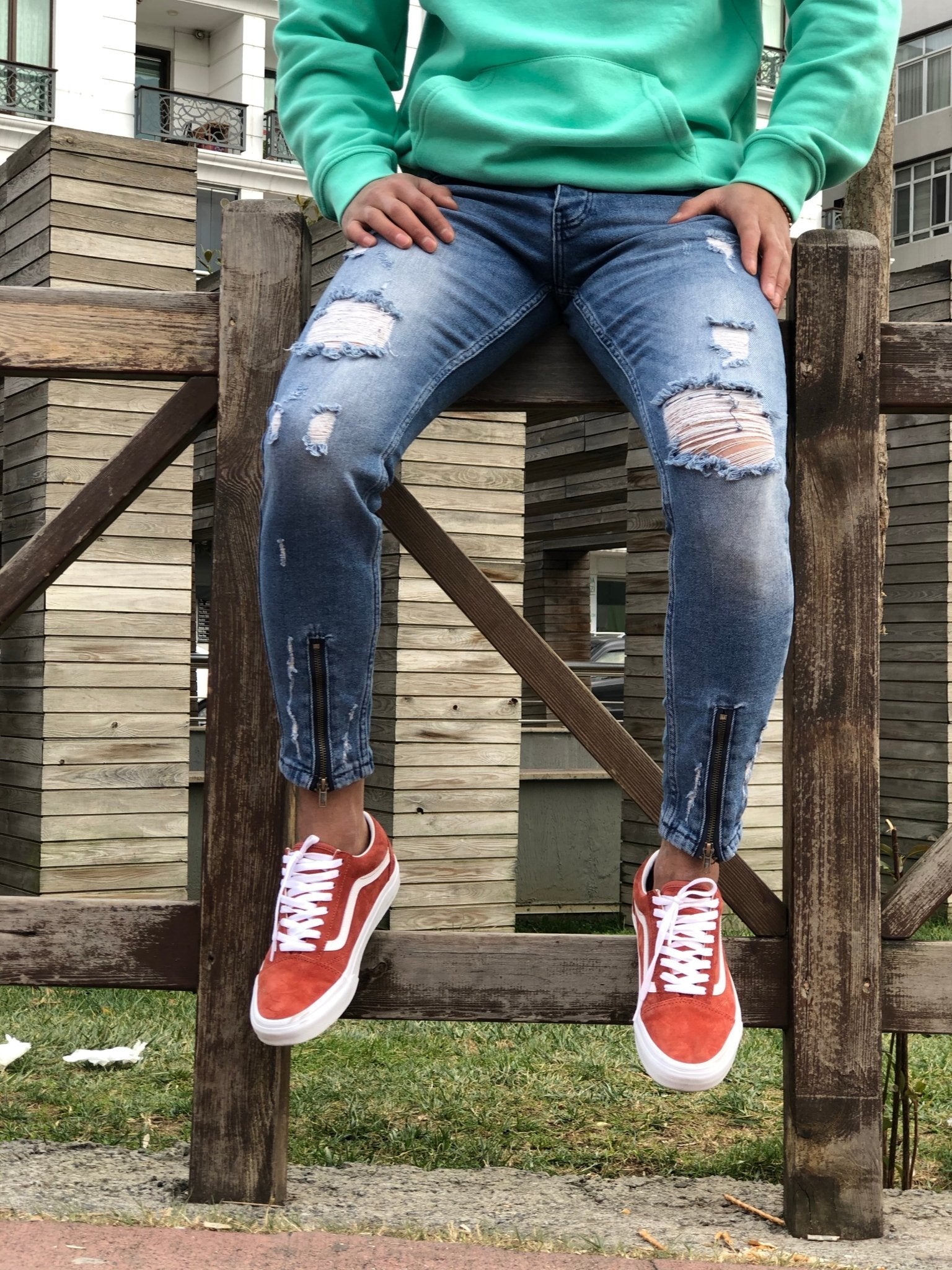 Sneakerjeans Blue Front Ankle Zipper Ripped Jeans B94 - Sneakerjeans