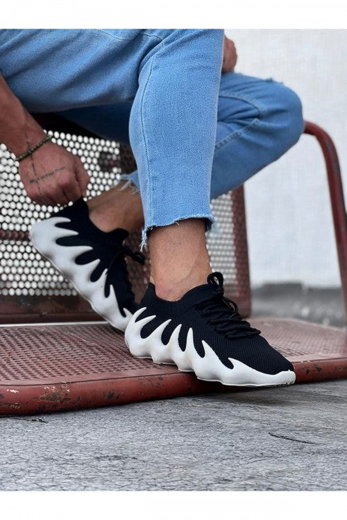 Black Sneaker WG300