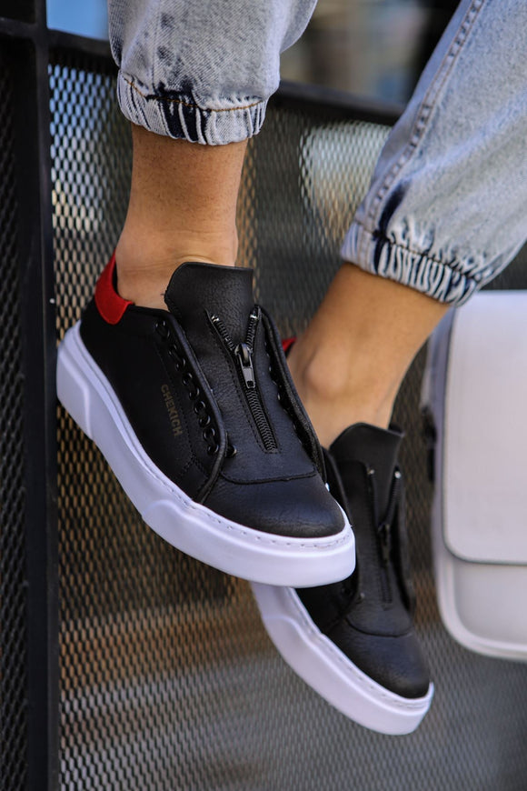Schwarz-roter V2-Sneaker CH092