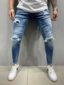 Sneakerjeans Blue Patched Ripped Jeans AY910